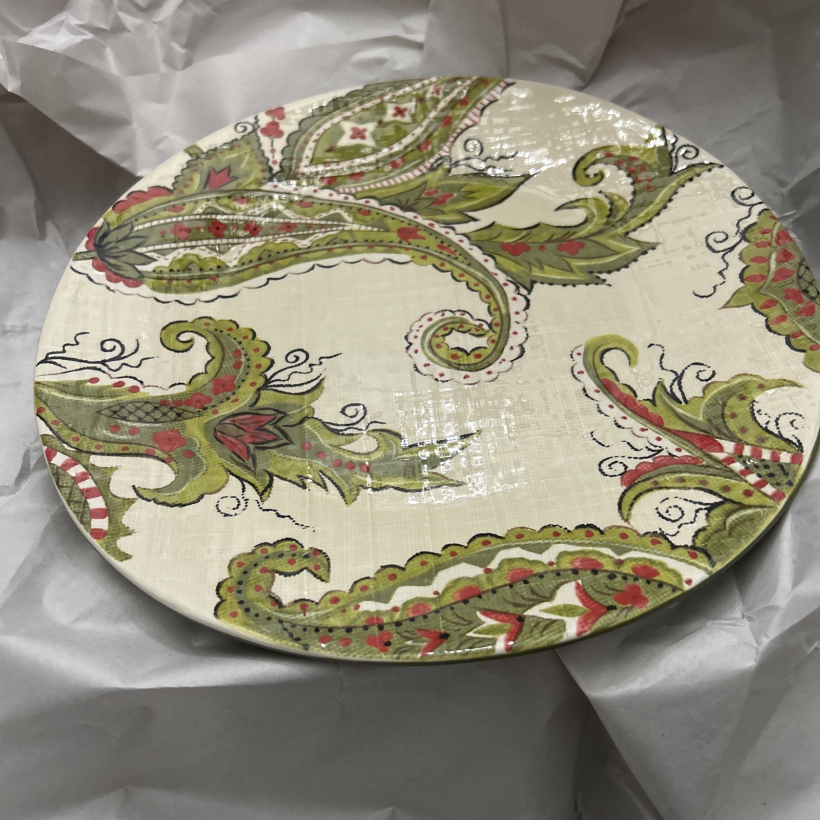 Pier 1 Jardine Green Paisley, Platter or Large Plate 11.5 “ diameter, no tags Pier 1 Jardine Green Paisley, Platter or Large Plate 11.5 “ diameter, no tags