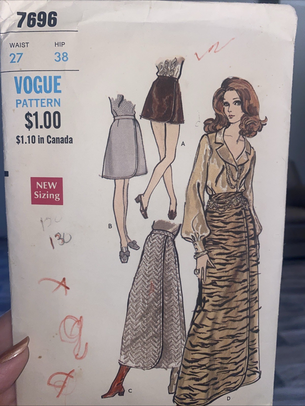 Vintage Vogue Sewing Pattern #7696 Misses’ Skirt - Waist 27 Hip 38 Cut Complete