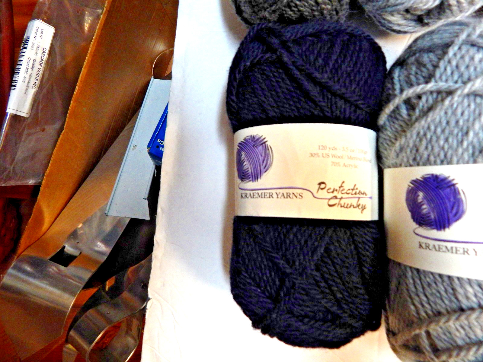 Kramer Perfection CHUNKY Yarn 16 colors Kramer Perfection CHUNKY Yarn 16 colors