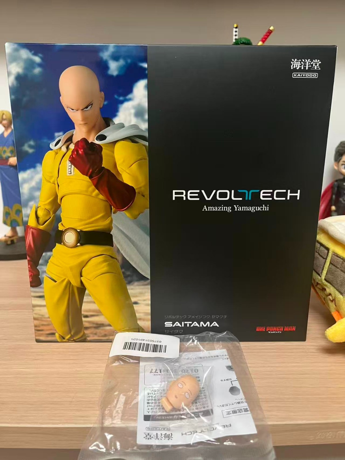 Kaiyodo Revoltech Amazing Yamaguchi One Punch Man SAITAMA w/Bonus Parts Reissue