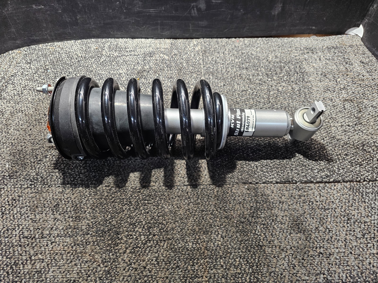 KYB SR4079 Front Strut & Coil Spring Assembly-Strut-Plus Fits 07-13 Chevy