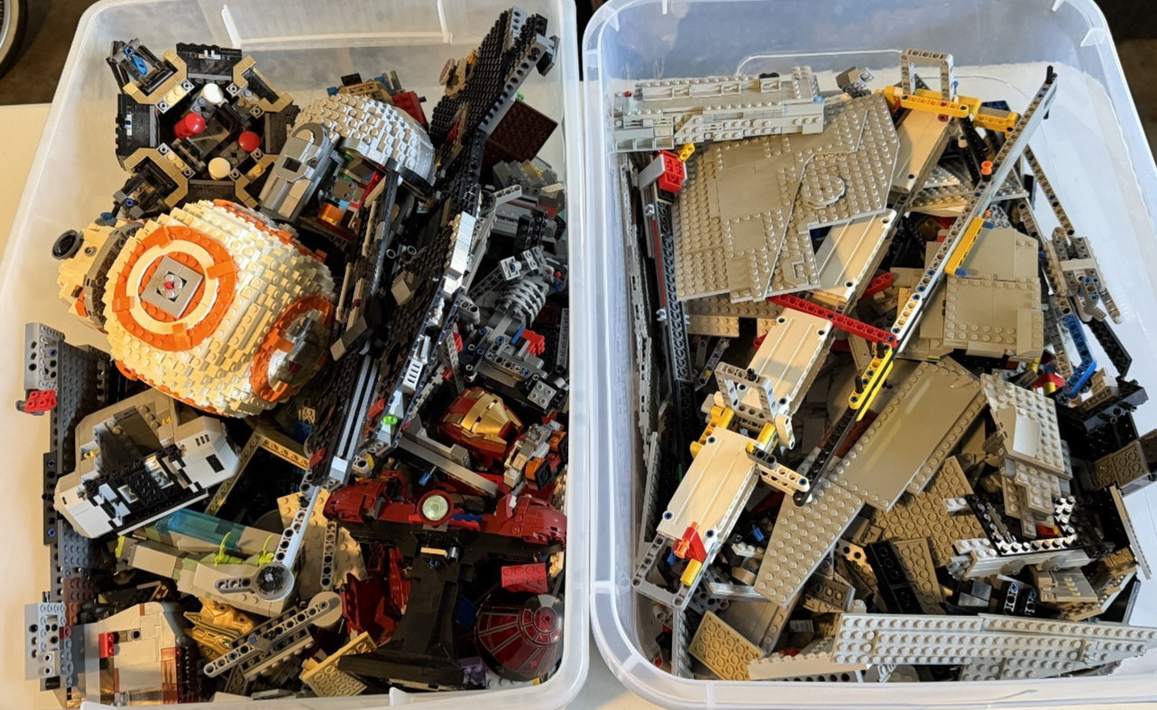 Huge Lego Collection - UCS Imperial Star Destroyer, The Dark Falcon & More 40Lbs