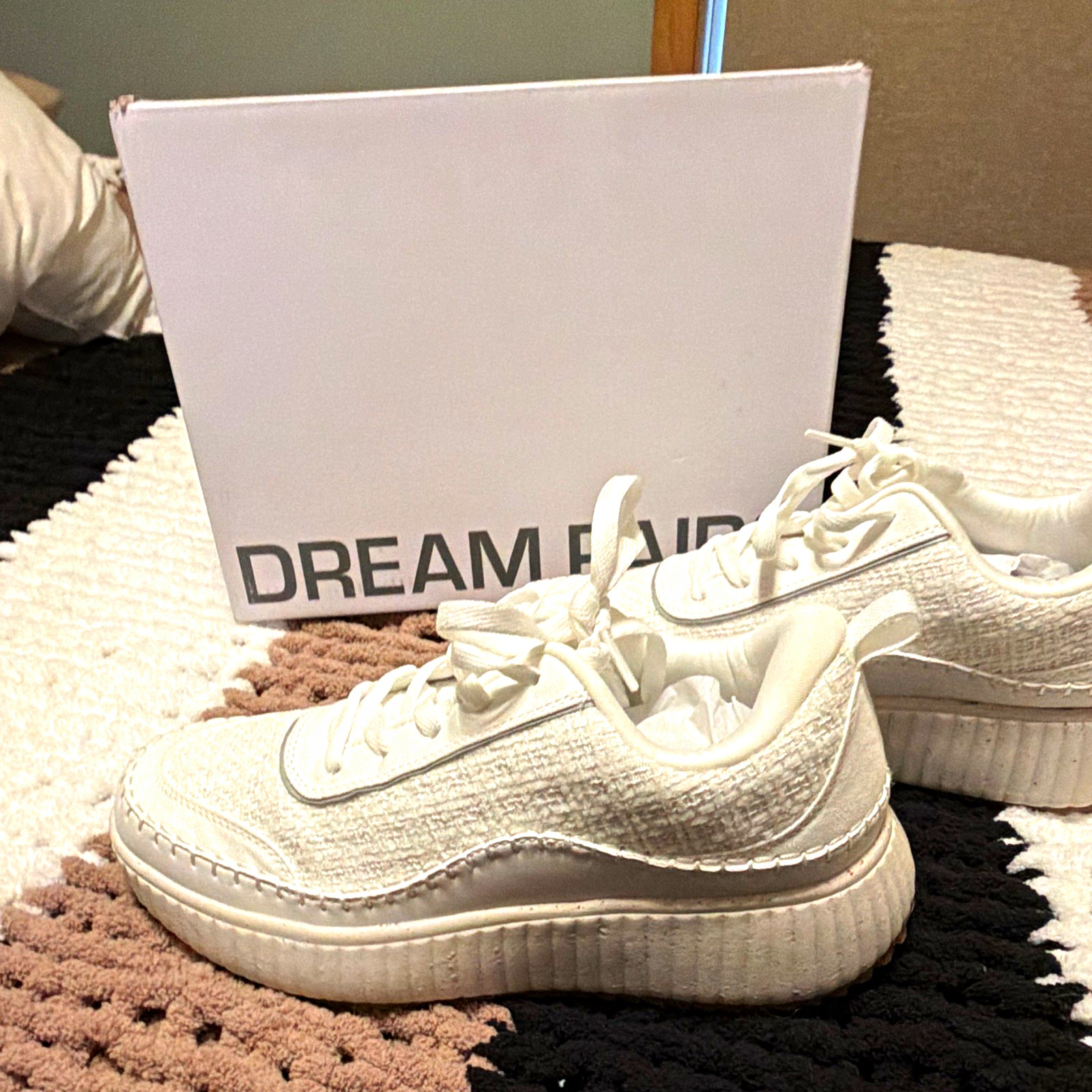 Dream Pairs White Women’s Low Top Lace-Up Athletic Sneakers Style SDFN2379W Dream Pairs White Women’s Low Top Lace-Up Athletic Sneakers Style SDFN2379W