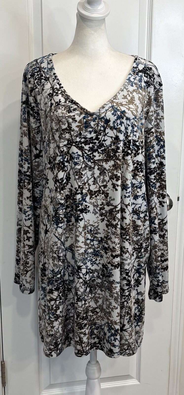 Pure Jill (J. Jill) XL Velour Tunic Top Zinc Calm Vines V-Neck Botanical Cozy