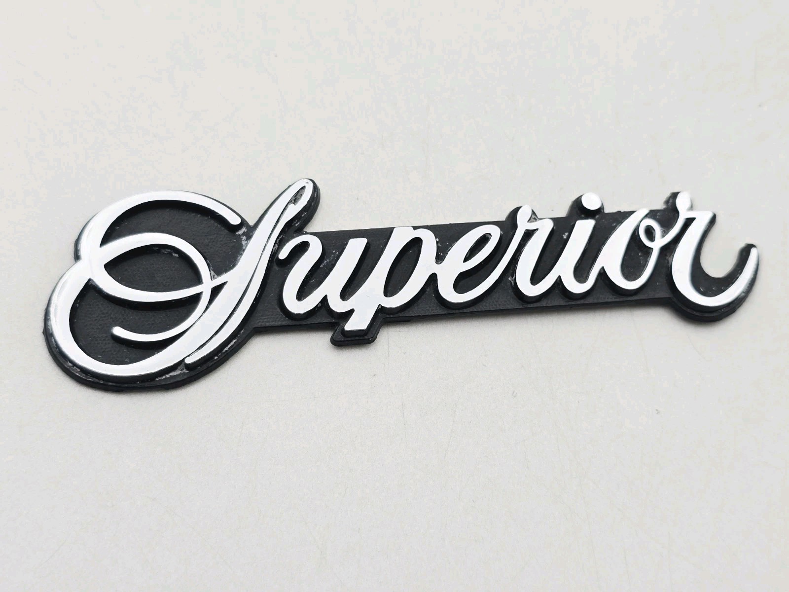 1950s-1970s CADILLAC SUPERIOR VINTAGE METAL LOGO BADGE SYMBOL SIGN EMBLEM 1950s-1970s CADILLAC SUPERIOR VINTAGE METAL LOGO BADGE SYMBOL SIGN EMBLEM