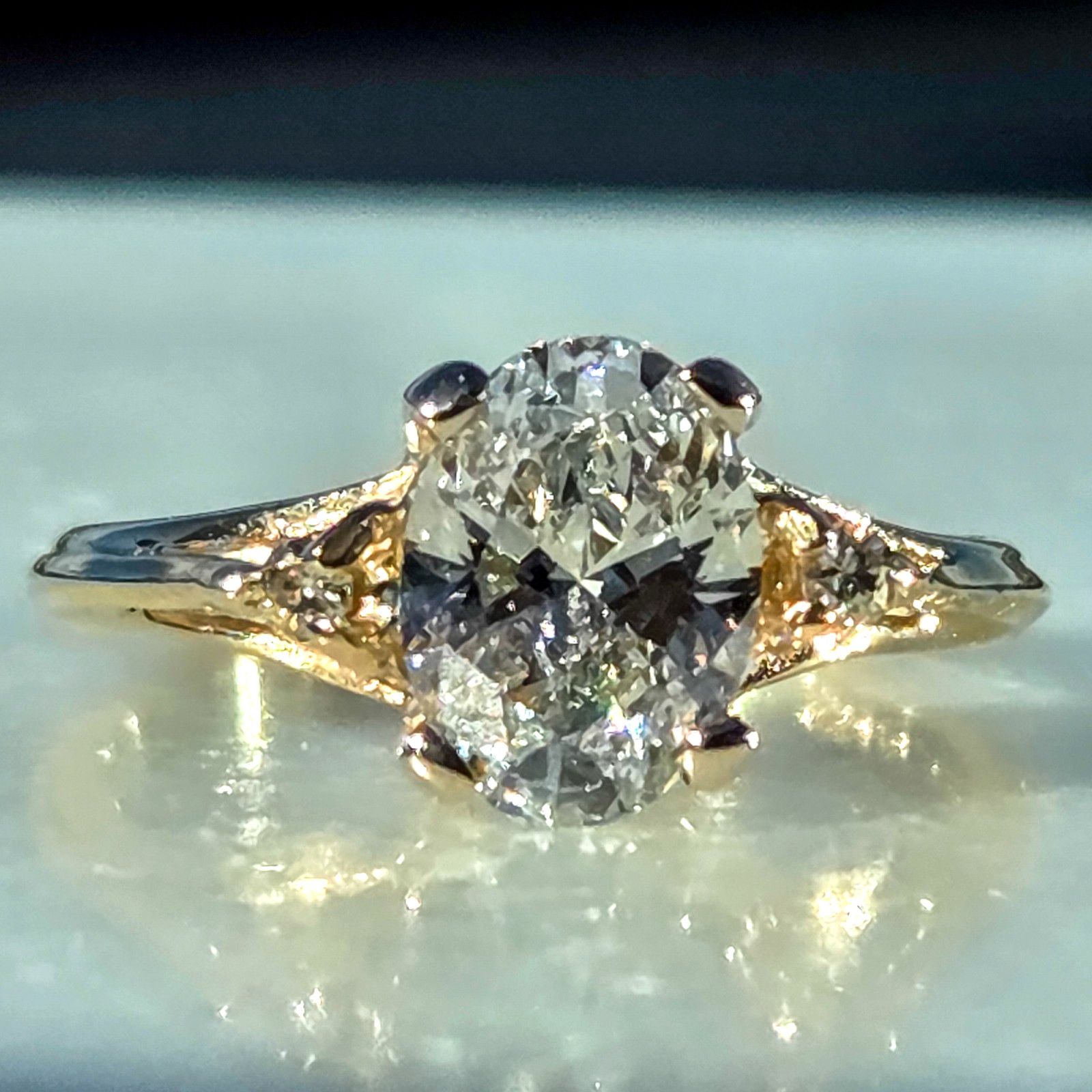 Vintage ring 1.10 ctw certified diamond, gold ring Oval cut , 3 diamonds Vintage ring 1.10 ctw certified diamond, gold ring Oval cut , 3 diamonds