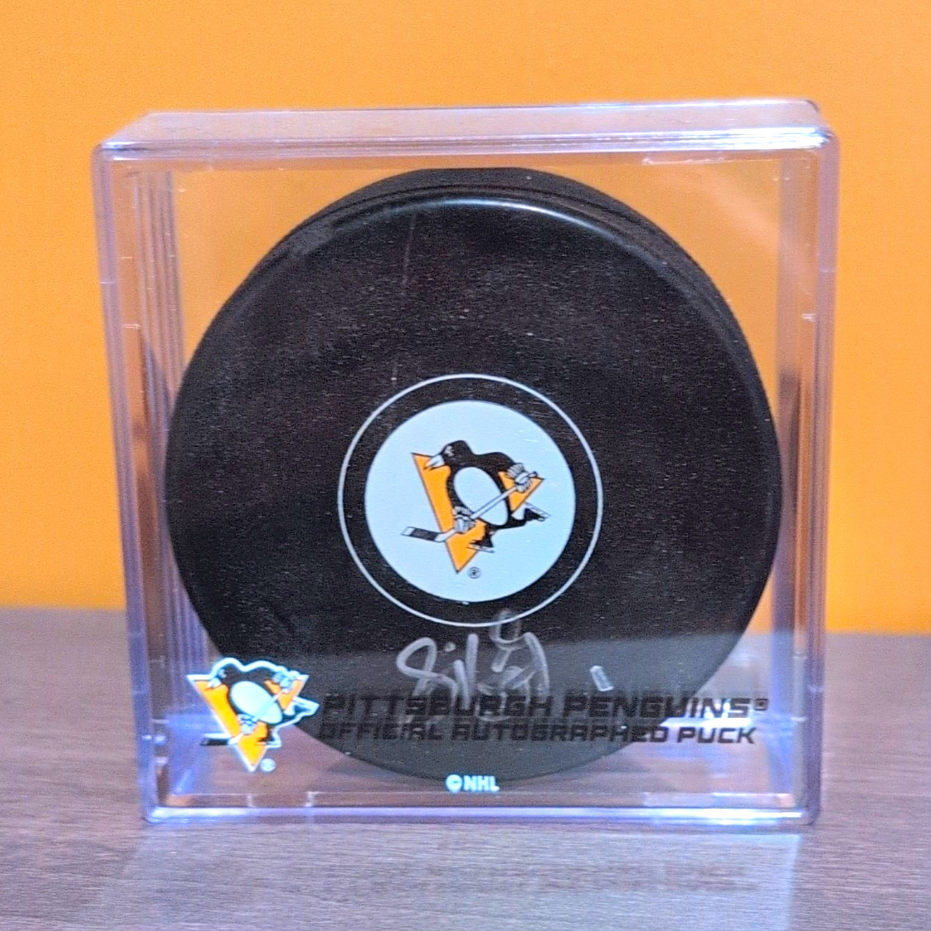 Sidney Crosby Signed Puck - Pittsburgh Penguins NHL Hockey - #87 Sidney Crosby Signed Puck - Pittsburgh Penguins NHL Hockey - #87