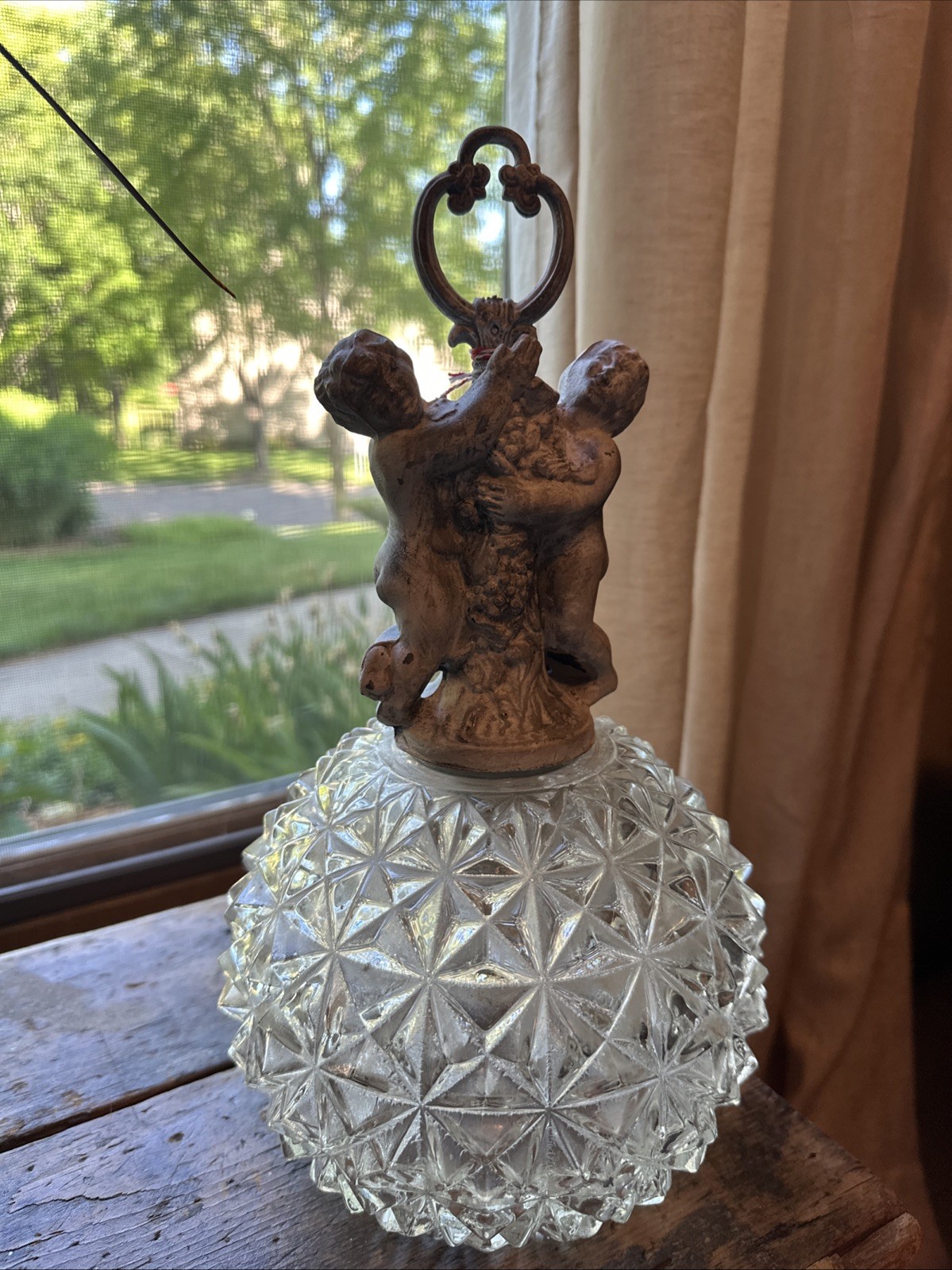 Vintage 1970s Hollywood Regency Brass/crystal Chandelier Globe Vintage 1970s Hollywood Regency Brass/crystal Chandelier Globe