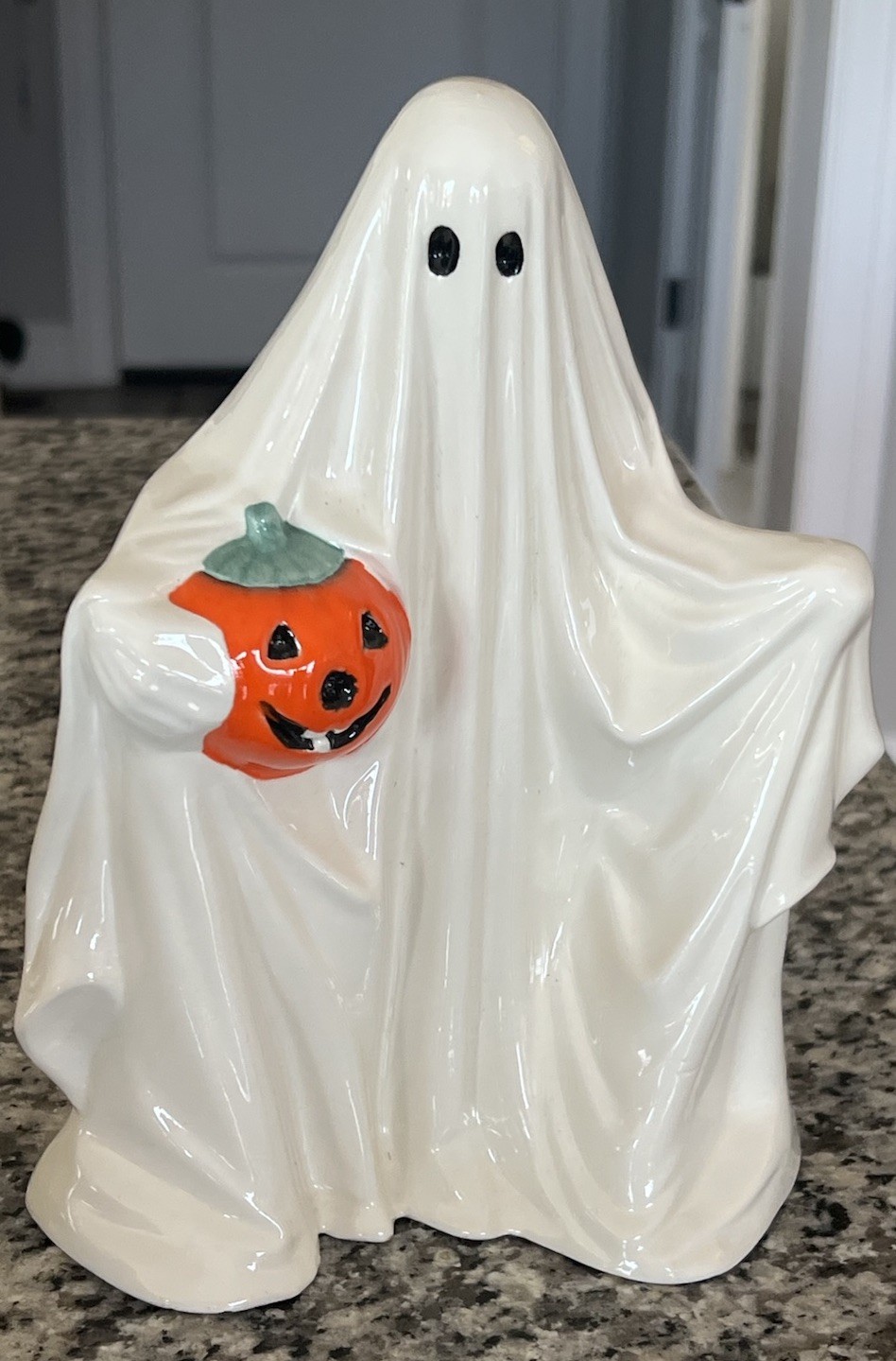 Vtg 1972 Byron Mold Ceramic Ghost Holding Pumpkin Jack O Lantern Halloween 9.5
