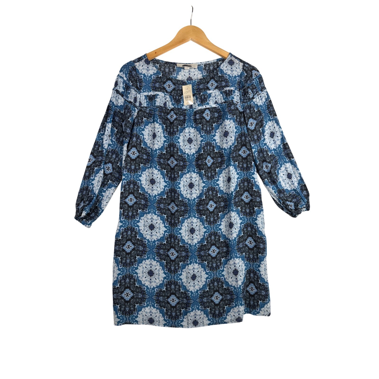 New Loft Medallion Print Shift Dress size Small Petite Blue New Loft Medallion Print Shift Dress size Small Petite Blue