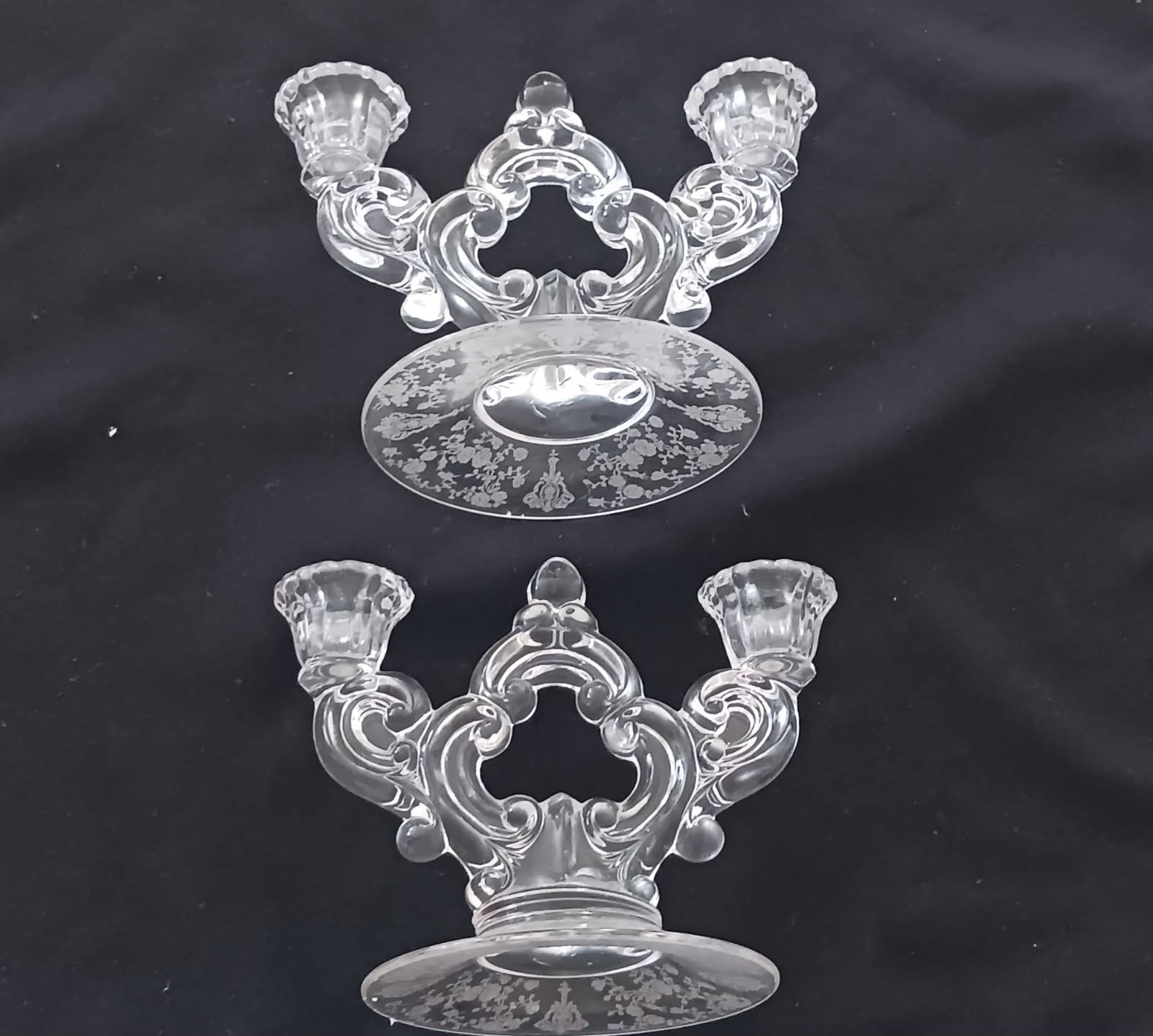 VINTAGE PAIR CAMBRIDGE CLEAR ROSEPOINT ETCHED CANDELABRA CANDLE HOLDER 2 LIGHT VINTAGE PAIR CAMBRIDGE CLEAR ROSEPOINT ETCHED CANDELABRA CANDLE HOLDER 2 LIGHT