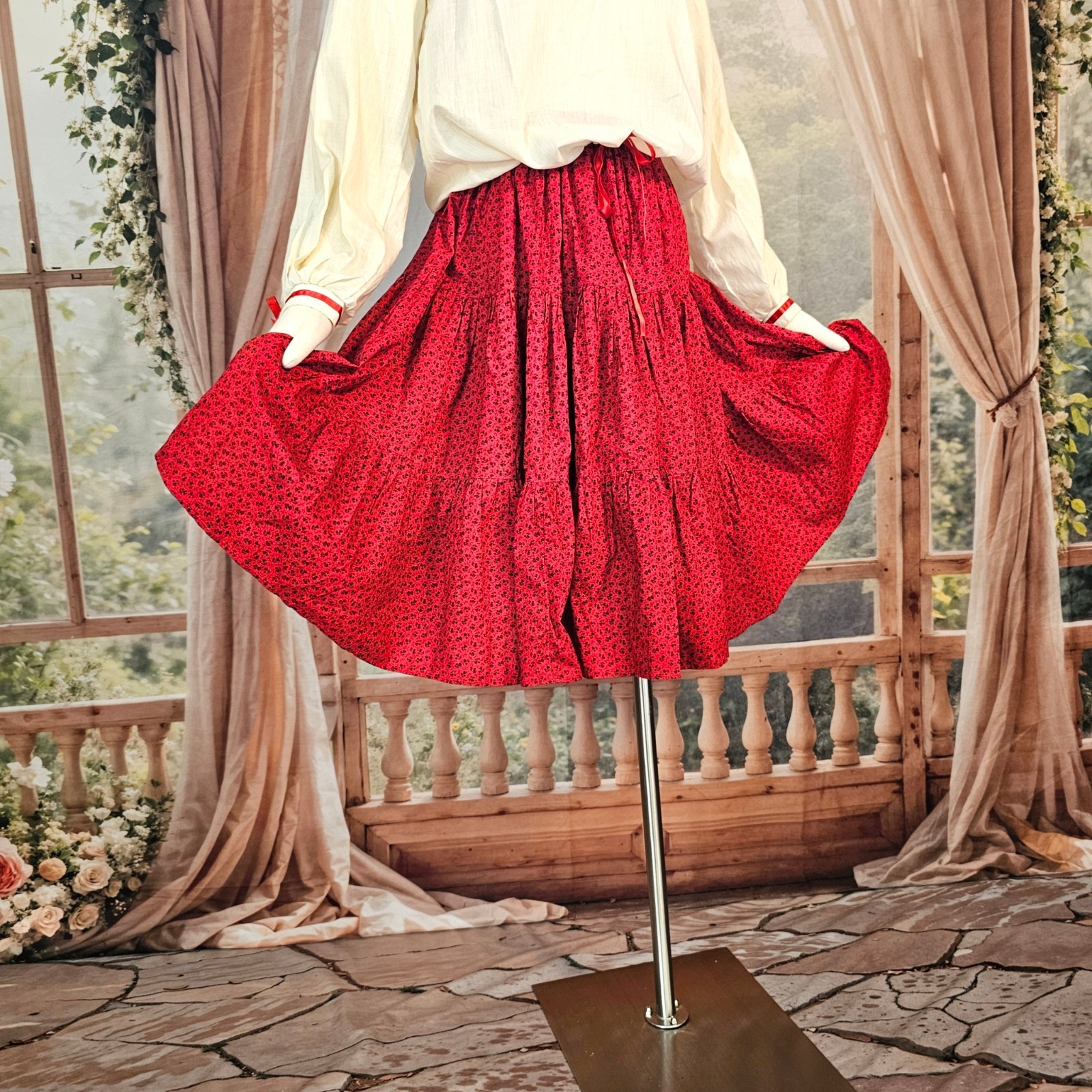 Vintage 1950s Skirt Circle Skirt Red Calico Floral Ruffled Tiered Cottony
