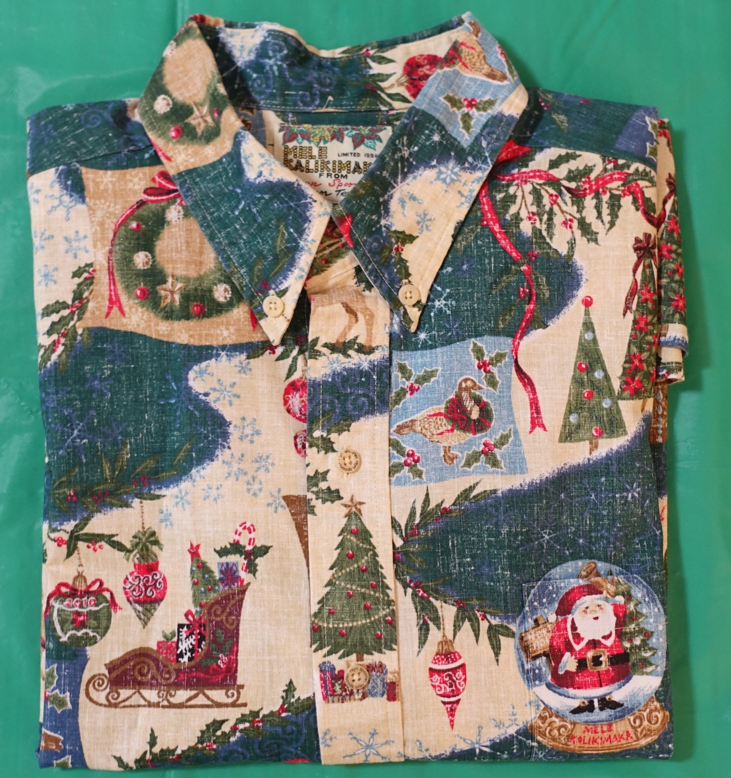 REYN SPOONER - LIMITED ISSUE 2010 - MELE KALIKIMAKA - LARGE - Preowned