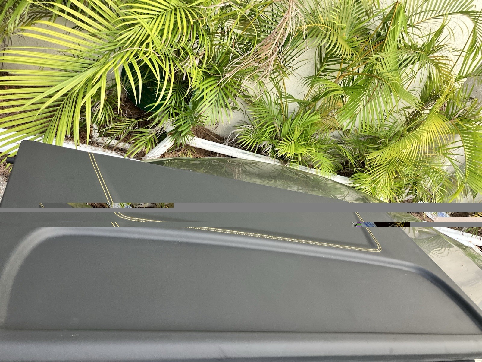 2018-2023 Lamborghini Urus Luggage Compartment Urus Trunk Shelf 4ML867782D OEM 2018-2023 Lamborghini Urus Luggage Compartment Urus Trunk Shelf 4ML867782D OEM