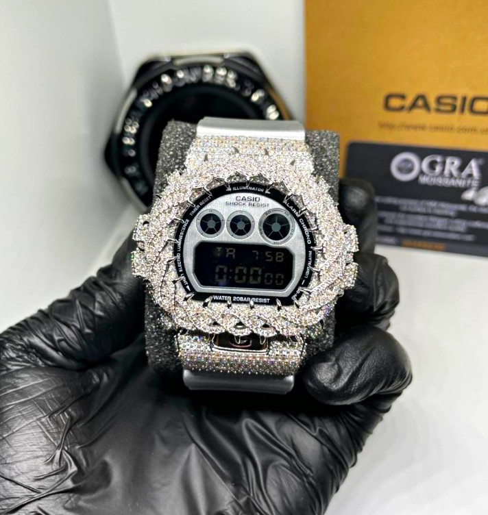 Casio G-Shock Digital Quartz 200m Silver Resin Strap Black Dial Custom Mossinite