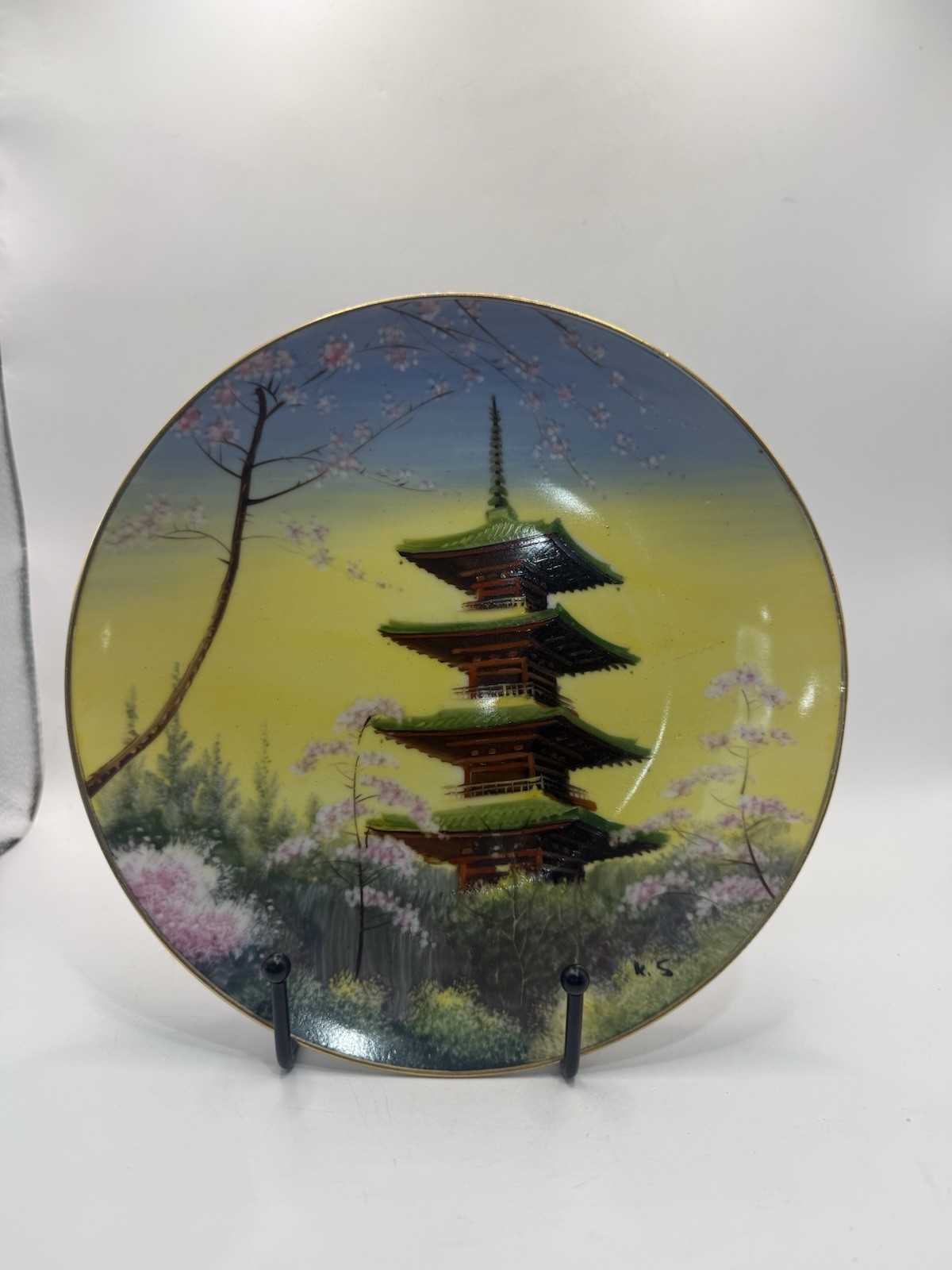 Vintage Japanese K.S. Hand Painted Porcelain Pagoda Cherry Blossom Plate 8” * Vintage Japanese K.S. Hand Painted Porcelain Pagoda Cherry Blossom Plate 8” *