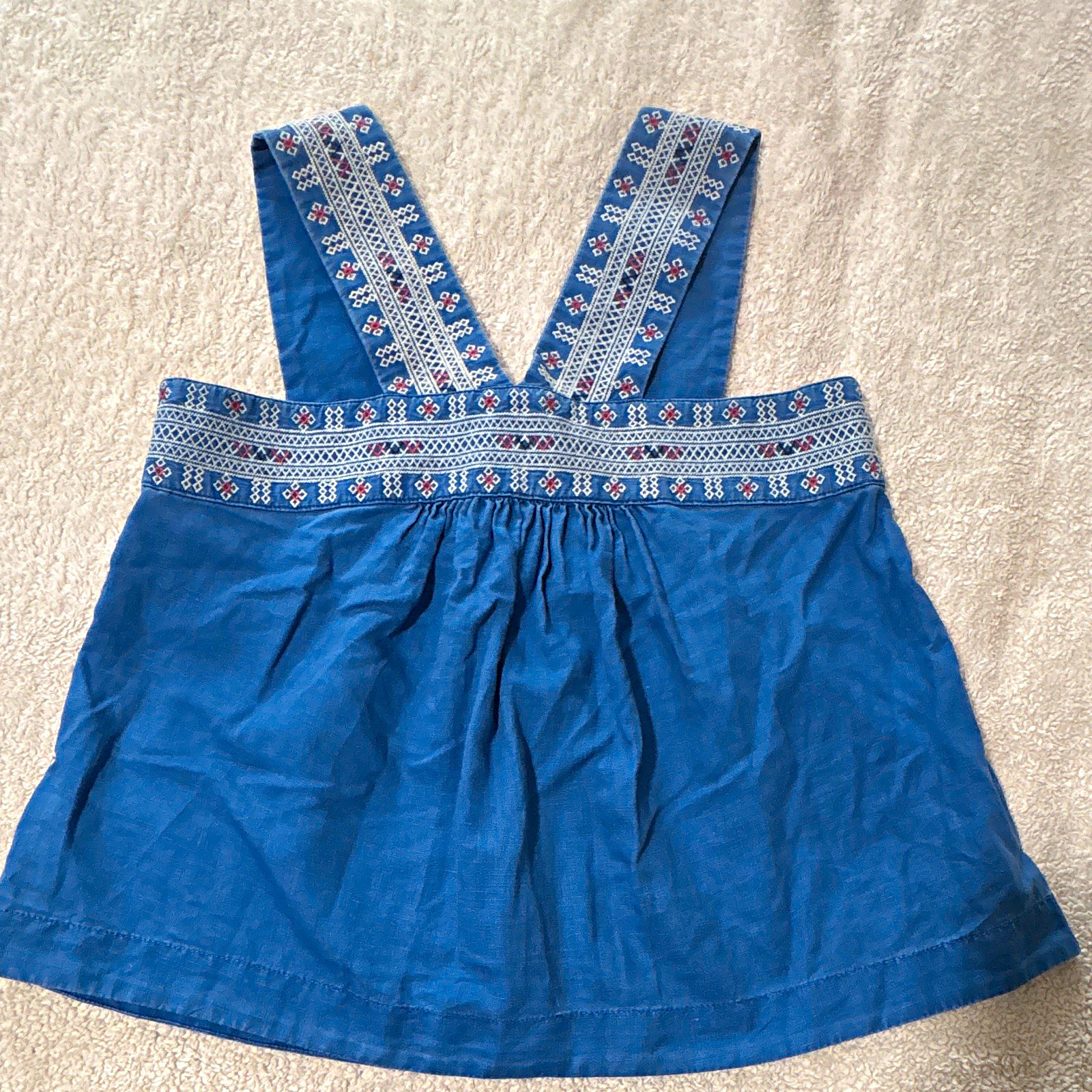 Madewell Blue Embroidered V-Neck Sleeveless Woven Button Blouse Size 10 Madewell Blue Embroidered V-Neck Sleeveless Woven Button Blouse Size 10