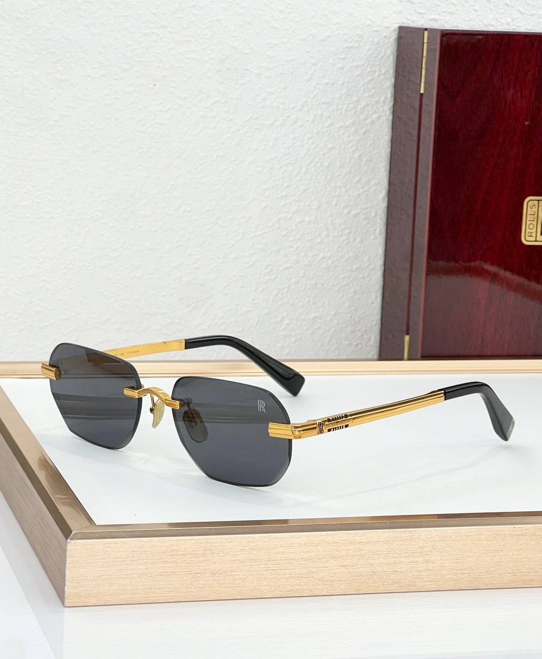 ROLLS ROYCE Unisex Sunglasses - MODEL: SS1262 SIZE:59口19-145 ROLLS ROYCE Unisex Sunglasses - MODEL: SS1262 SIZE:59口19-145