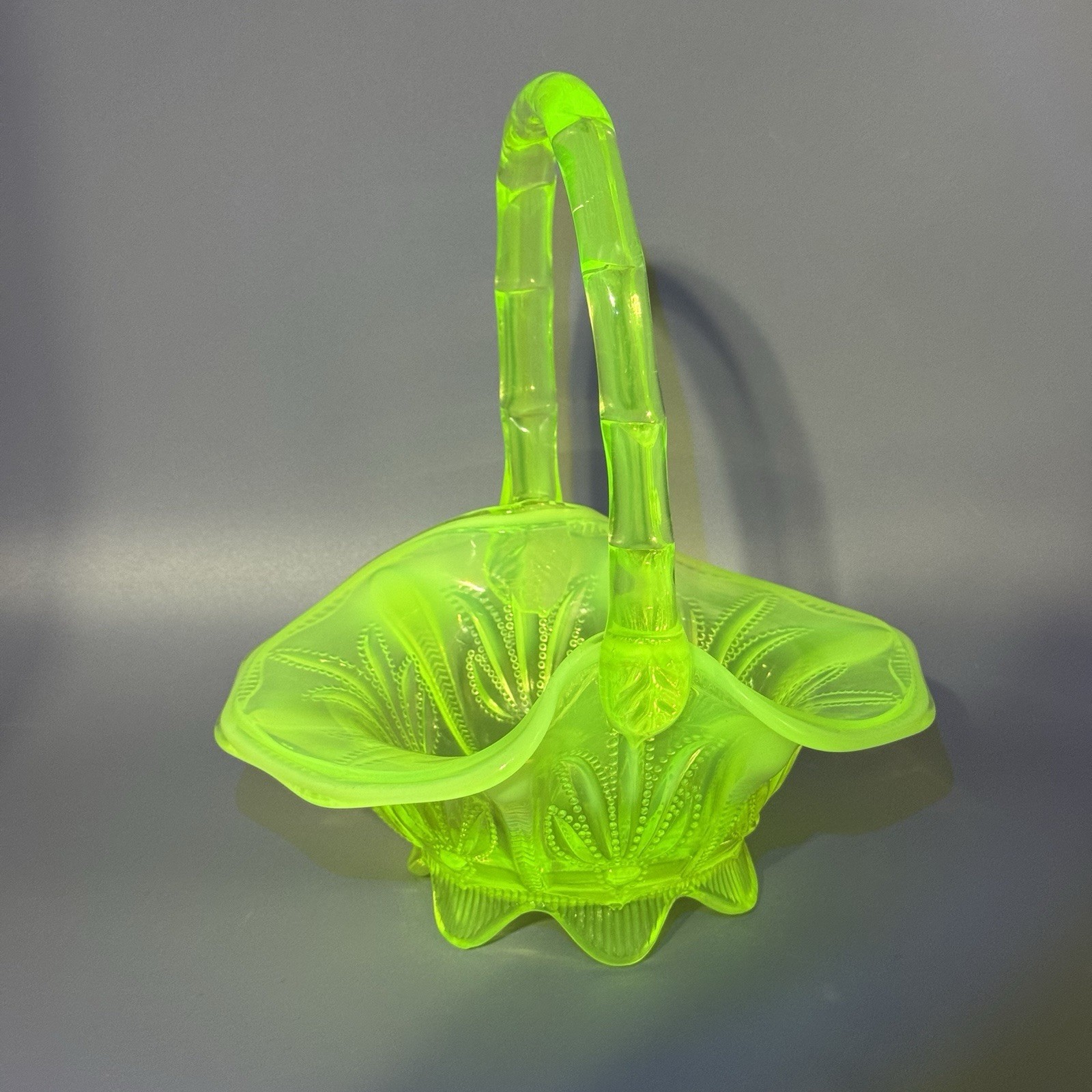 Fenton Cactus Basket Topaz Vaseline Opalescent Uranium Glass 8.5” Vintage Fenton Cactus Basket Topaz Vaseline Opalescent Uranium Glass 8.5” Vintage