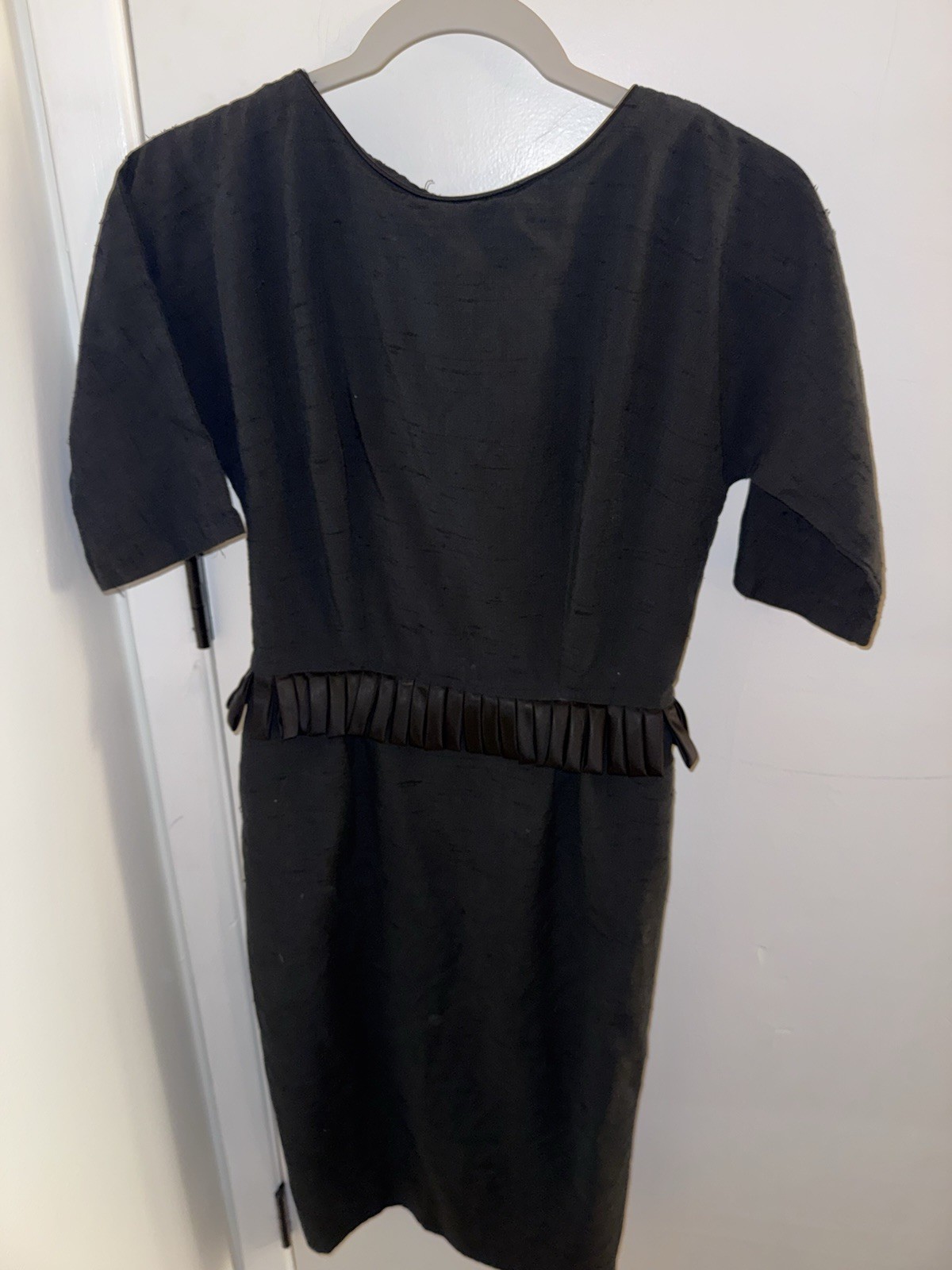 Vintage 50s 60s Black Silk Women’s Cocktail Dress Vintage 50s 60s Black Silk Women’s Cocktail Dress