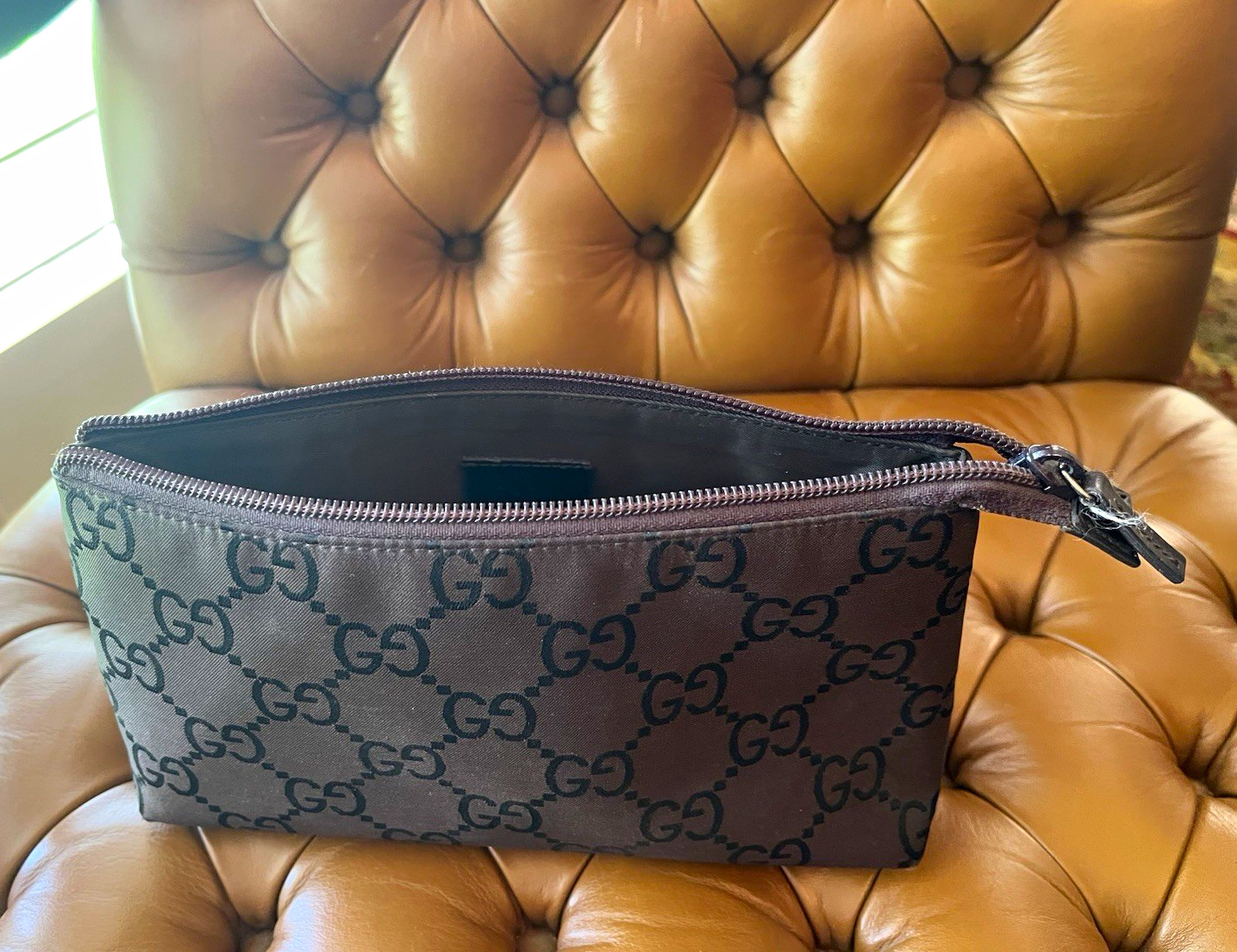 Gucci GG Monogram Makeup Bag Zipper Pouch Brown/Black 10 x 6.5 x 2.5\