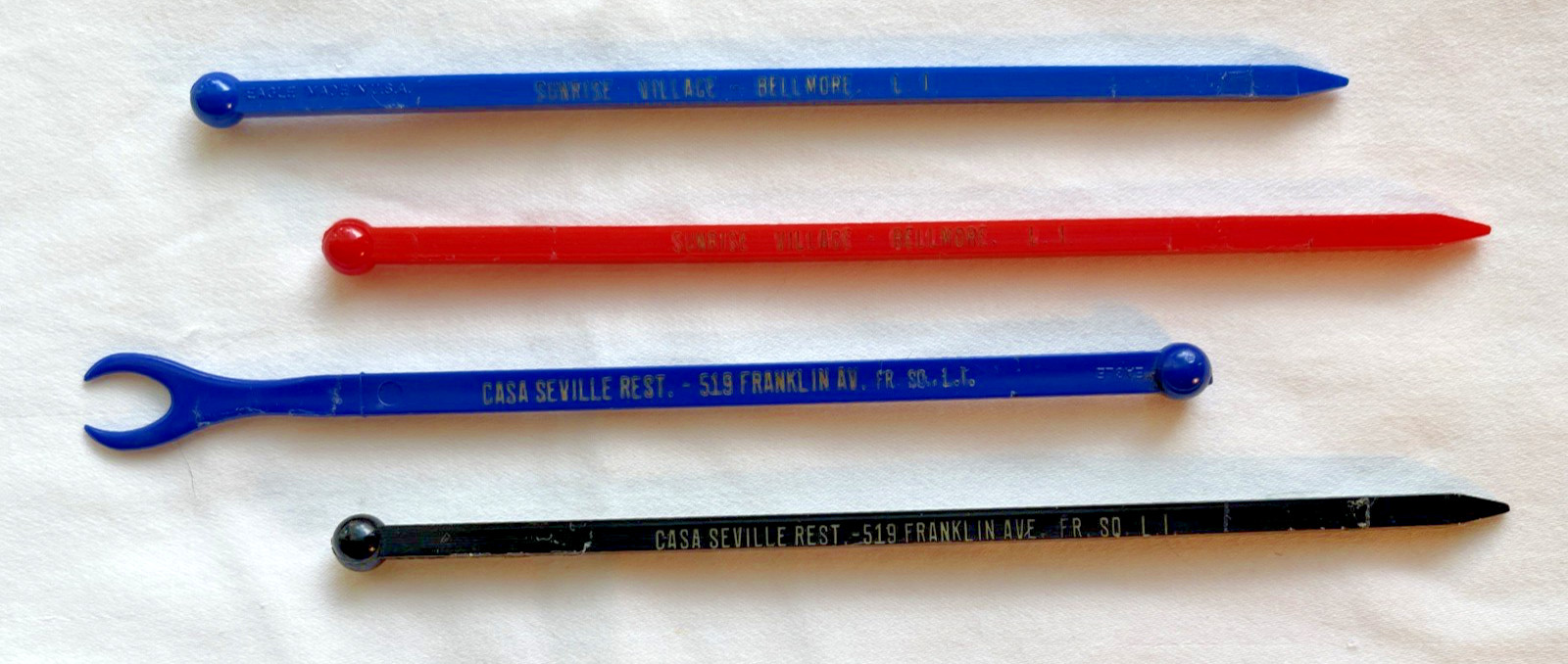 4 Casa Seville/Sunrise Village New York Sizzle Stick Stirrer 6.12 In Circa 1950s