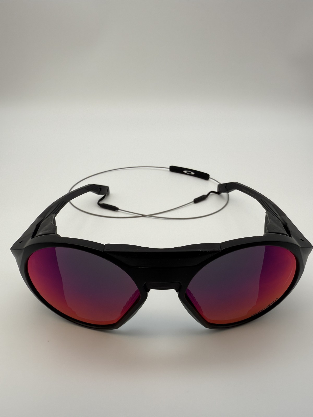 Oakley CLIFDEN OO9440 Matte Black Round Ruby Lens Sunglass New