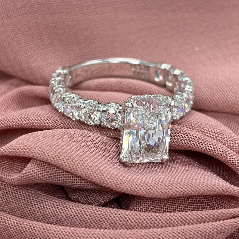 Elegant 5.80 Ct Radiant Cut Lab-Grown Diamond Ring 14K White Gold for Engagement