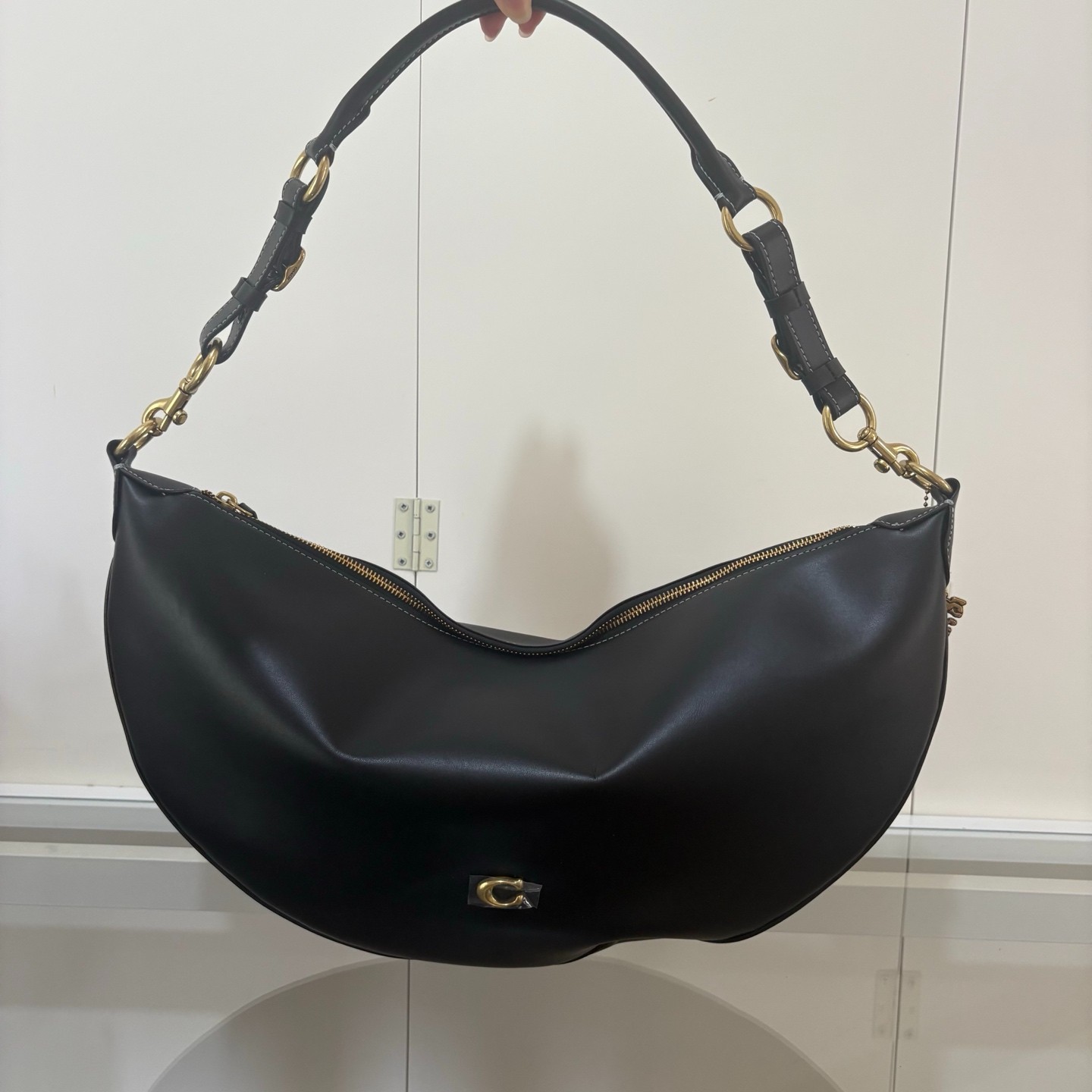 Paige Sling Black Leather Shoulder CEN32 bag Paige Sling Black Leather Shoulder CEN32 bag