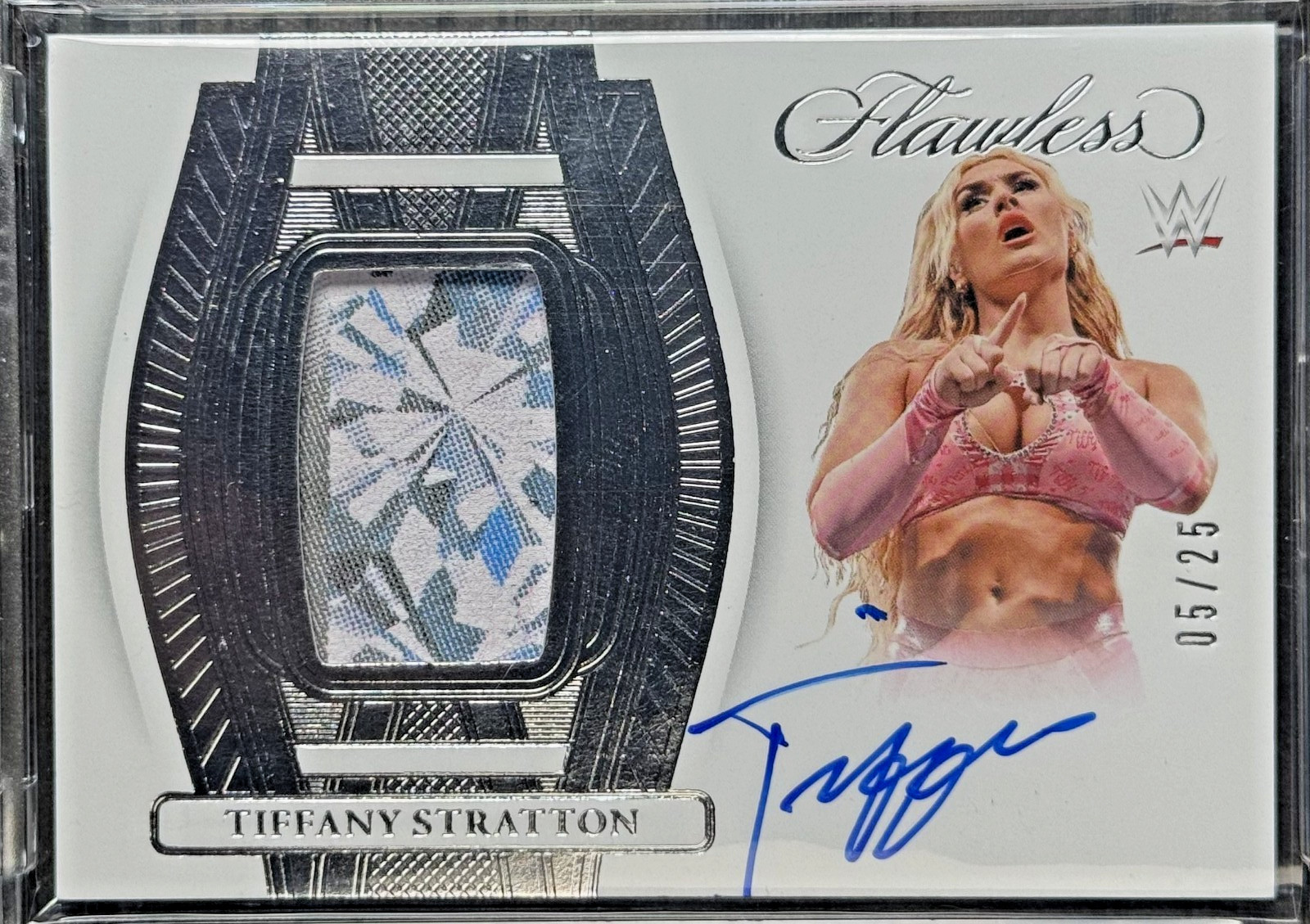Tiffany Stratton 2024 Panini Flawless WWE FP-TST Silver Patch Autograph 5/25 Tiffany Stratton 2024 Panini Flawless WWE FP-TST Silver Patch Autograph 5/25
