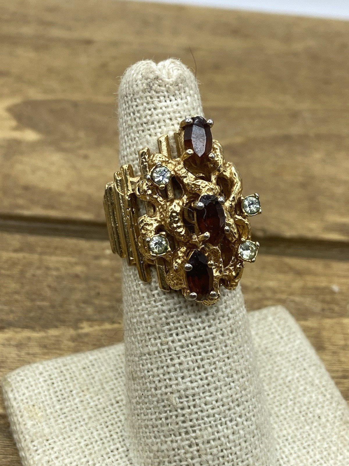 Vintage 1960s Ana Bekooch 18k HGE Amethyst Modernist Ring Sz. 5.75