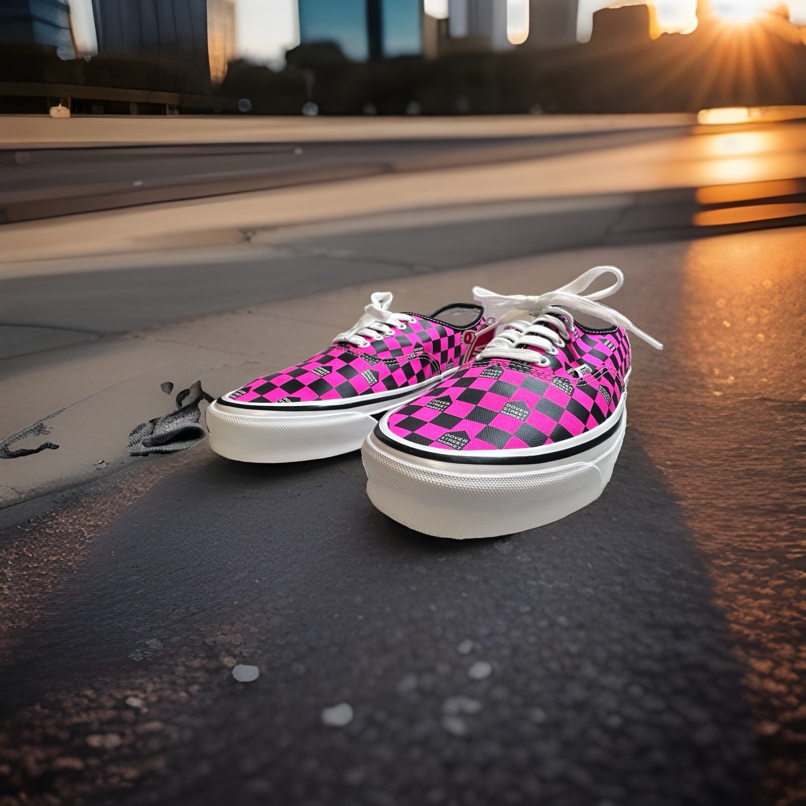 RARE Dover Street Market x Vans Vault OG Authentic LX Black Pink Glow ChekRbord