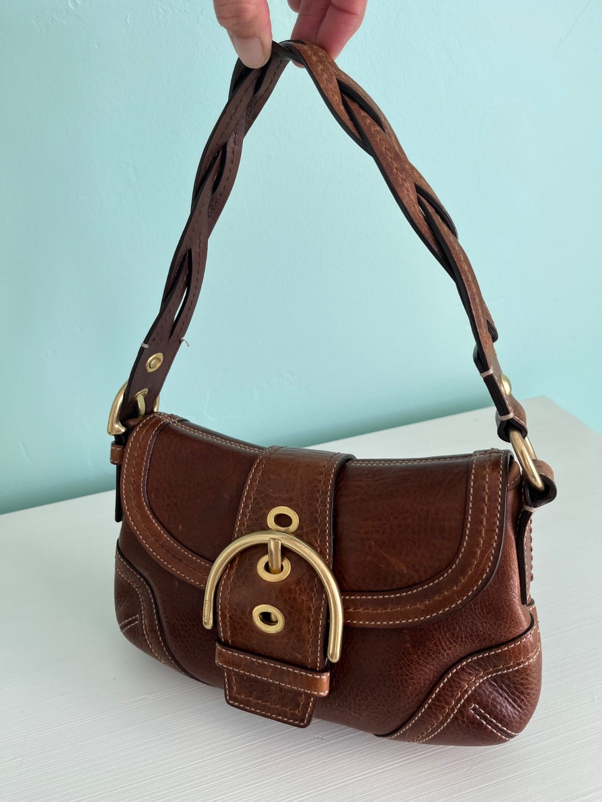 Vintage coach soho buckle leather shoulder bag
