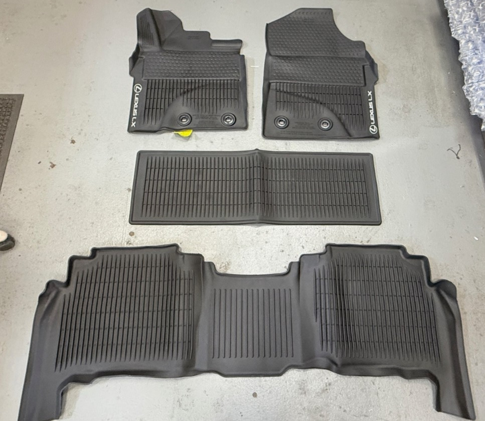 LEXUS LX/LX570 2016-2021 4PCS BLACK ALL WEATHER FLOOR LINERS PT206-60161-02