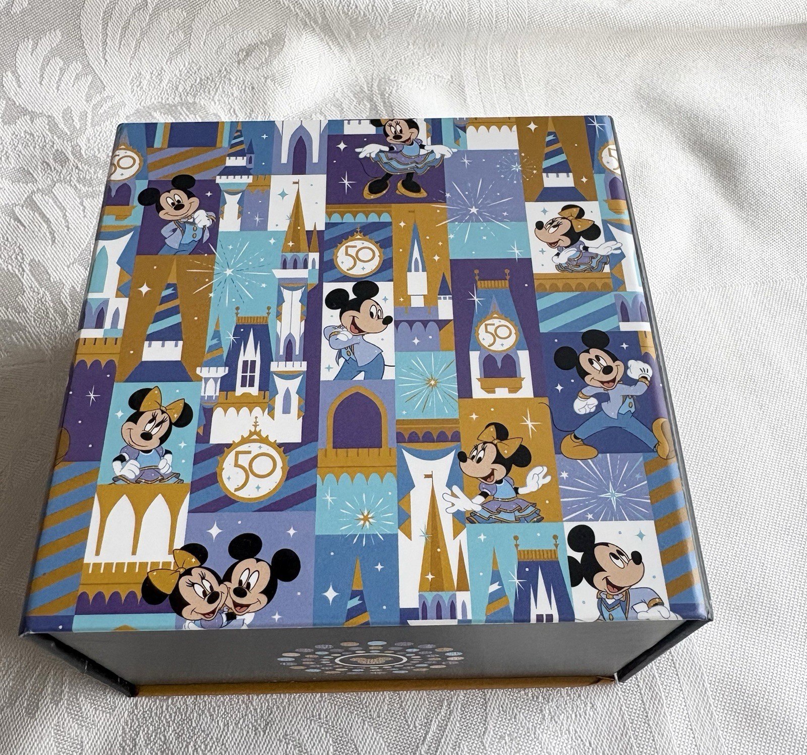 DISNEY PARKS 2021 DOONEY & BOURKE 50TH ANNIVERSARY MAGIC BAND, NEW, UNLINKED DISNEY PARKS 2021 DOONEY & BOURKE 50TH ANNIVERSARY MAGIC BAND, NEW, UNLINKED