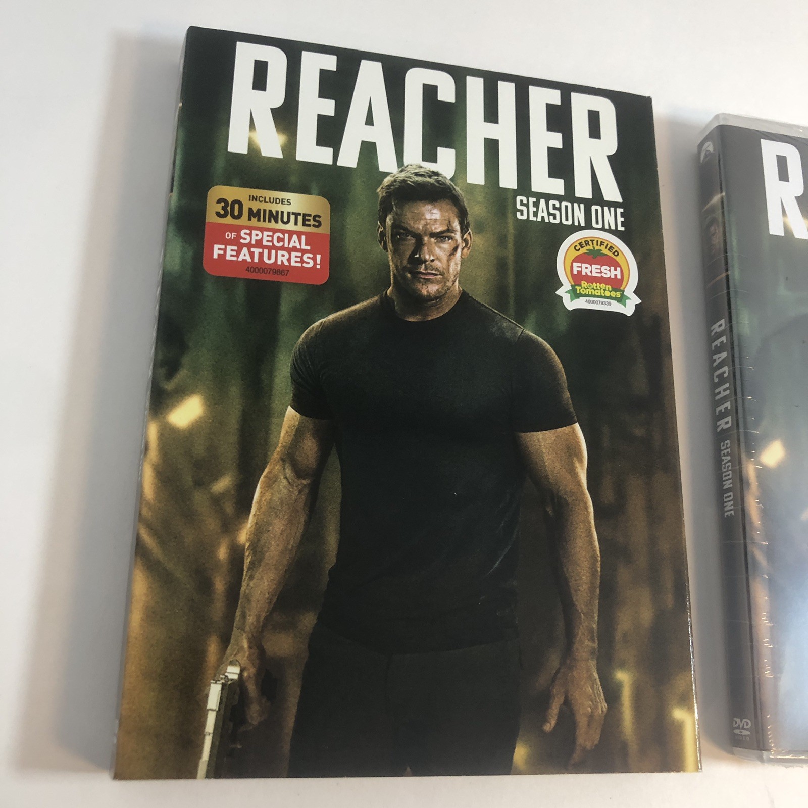 Reacher / 1st Season / DVD / TV Series 2022 -2026 Reacher / 1st Season / DVD / TV Series 2022 -2026