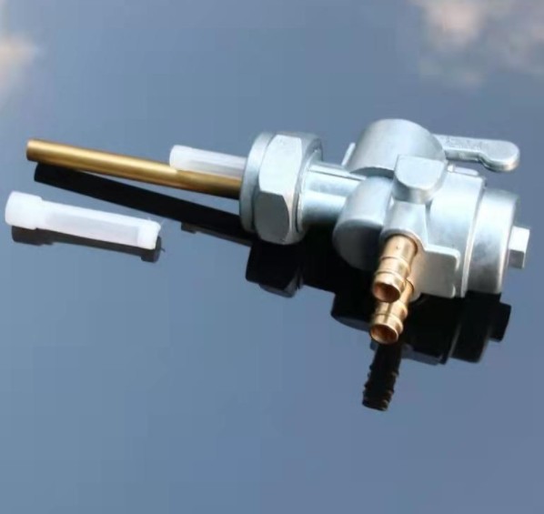  Kawasaki Fuel Valve Petcock Switch Assembly KZ900 KZ1000 A1SS A7SS