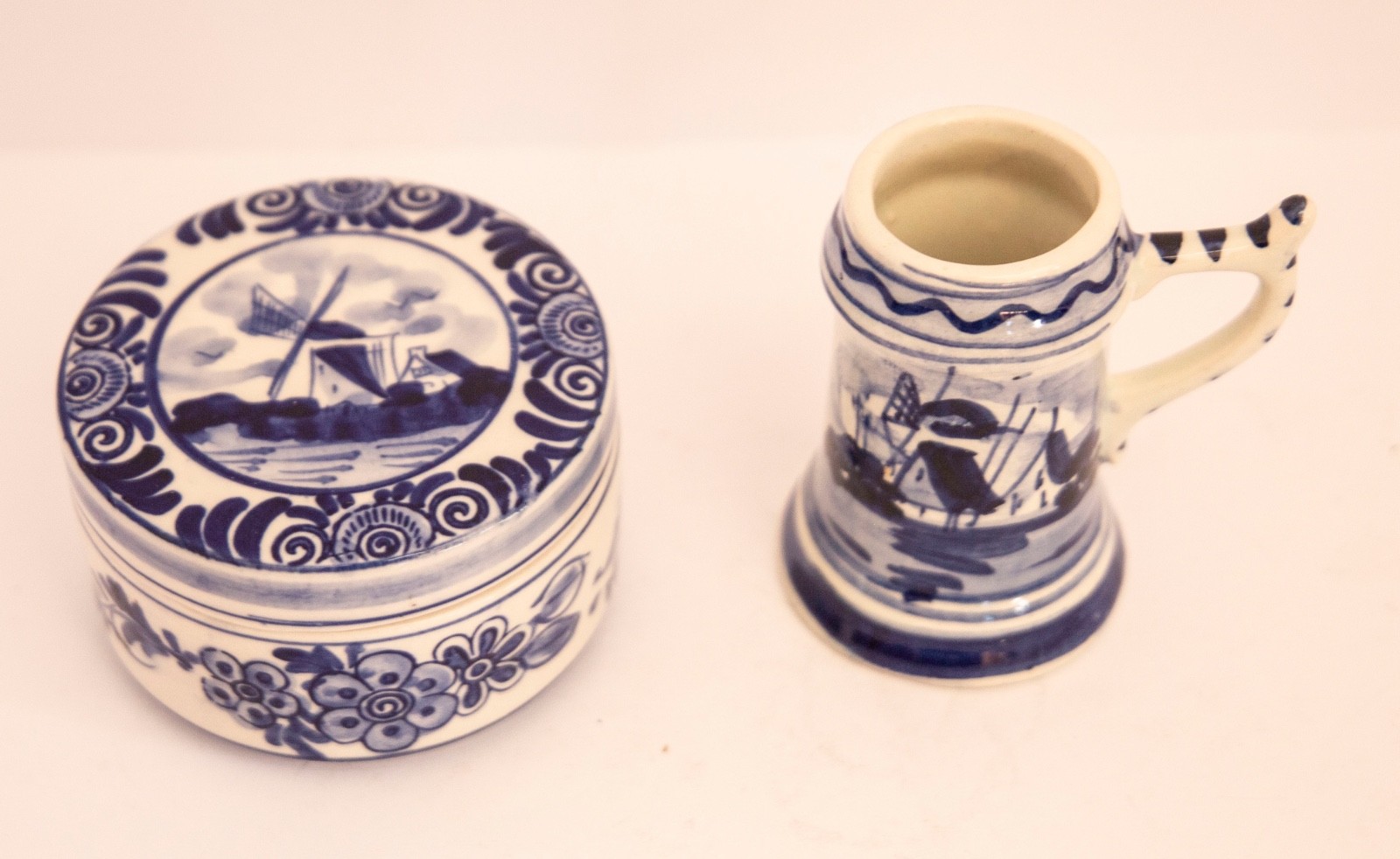 Vtg Delfts Blue Hand Painted Ceramic Trinket Box & Mini Beer Stein- Holland-VG Vtg Delfts Blue Hand Painted Ceramic Trinket Box & Mini Beer Stein- Holland-VG