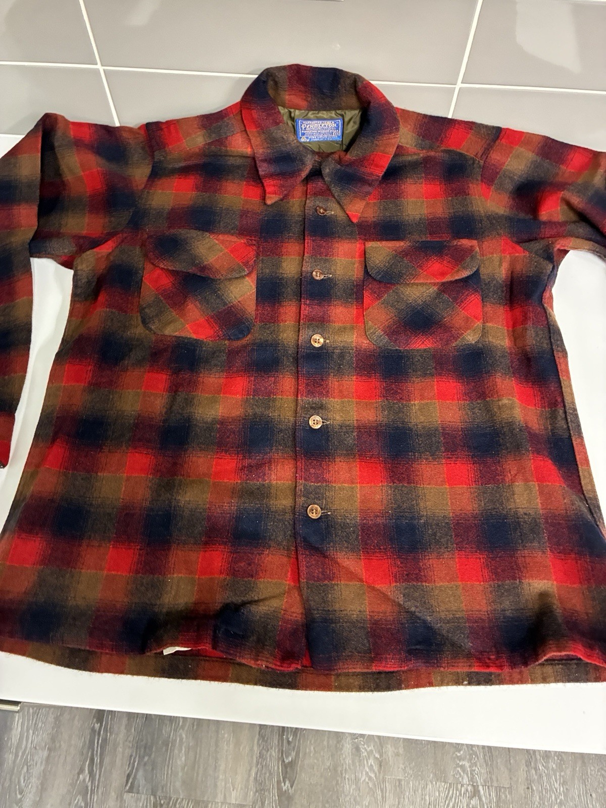Vtg 1960s Pendleton Board Shirt Mens L Ombre shadow Red Brown Black Loop Flap