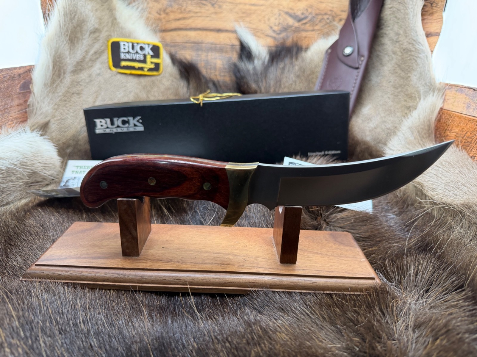 Buck  Ltd. Edt. 0401WSBC-B  Kalinga Knife With Rosewood Handle With Sheath Mint