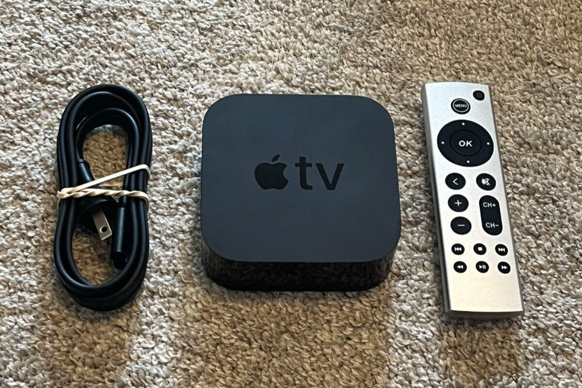 Apple TV (4th Generation) HD Media Streamer -- A1625 -- Fully Functional Apple TV (4th Generation) HD Media Streamer -- A1625 -- Fully Functional