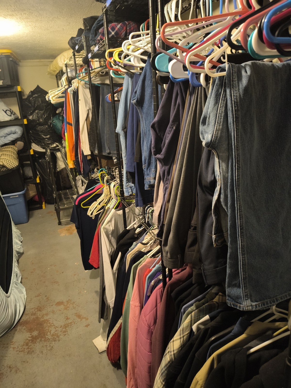 Reseller Job Lot 20 Pcs NWT, Top-tier And Name Brands Every Box 10x Value FS Reseller Job Lot 20 Pcs NWT, Top-tier And Name Brands Every Box 10x Value FS