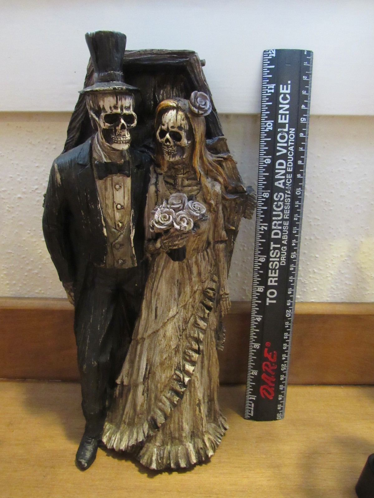 Halloween Bride & Groom Skeleton Couple N Coffin Los Muertos Wedding Style Decor