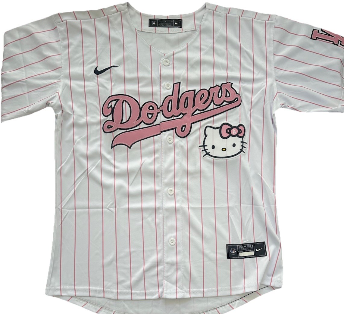 Shohei Ohtani LA Dodgers Womens Large L Hello Kitty Jersey RARE LA New
