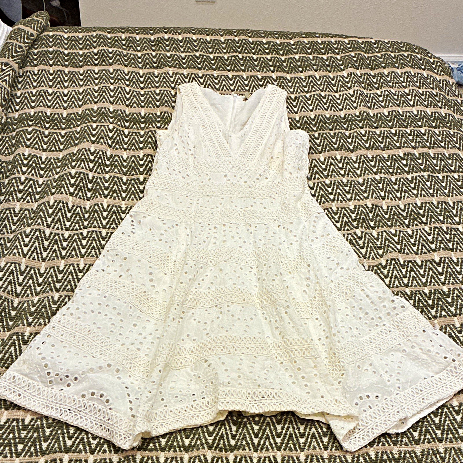 Cremieux White Bridal Eyelet Embroidered Sleeveless V-Neck A-Line Knee Dress 4