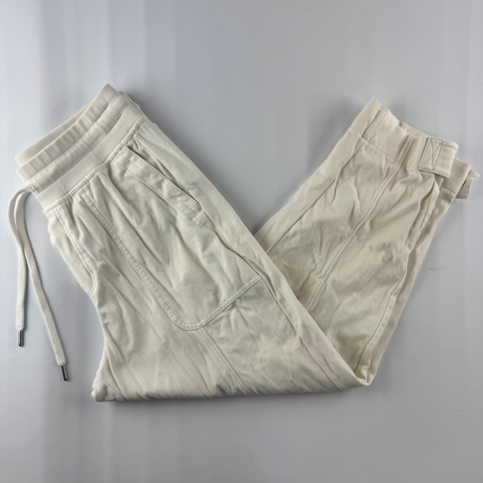 Athleta Women’s Size Small White Joggers with Button Cuffs- Read description Athleta Women’s Size Small White Joggers with Button Cuffs- Read description
