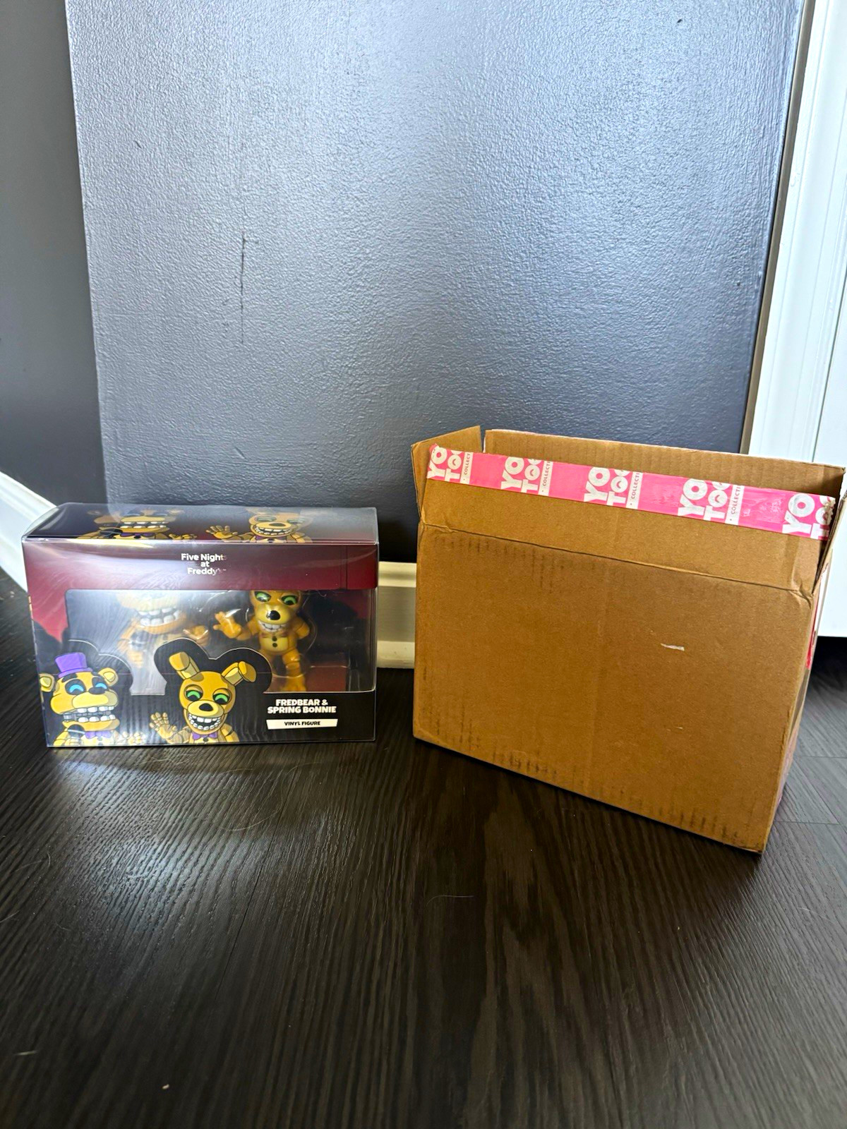 NIB Youtooz 2026 FNaF Fredbear & Spring Bonnie Vinyl Figures NIB Youtooz 2026 FNaF Fredbear & Spring Bonnie Vinyl Figures