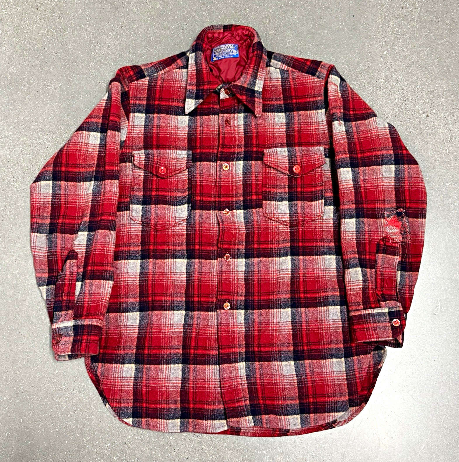 60s 70s Vintage Pendleton Red White Black Plaid Wool Flannel Made in USA M 60s 70s Vintage Pendleton Red White Black Plaid Wool Flannel Made in USA M