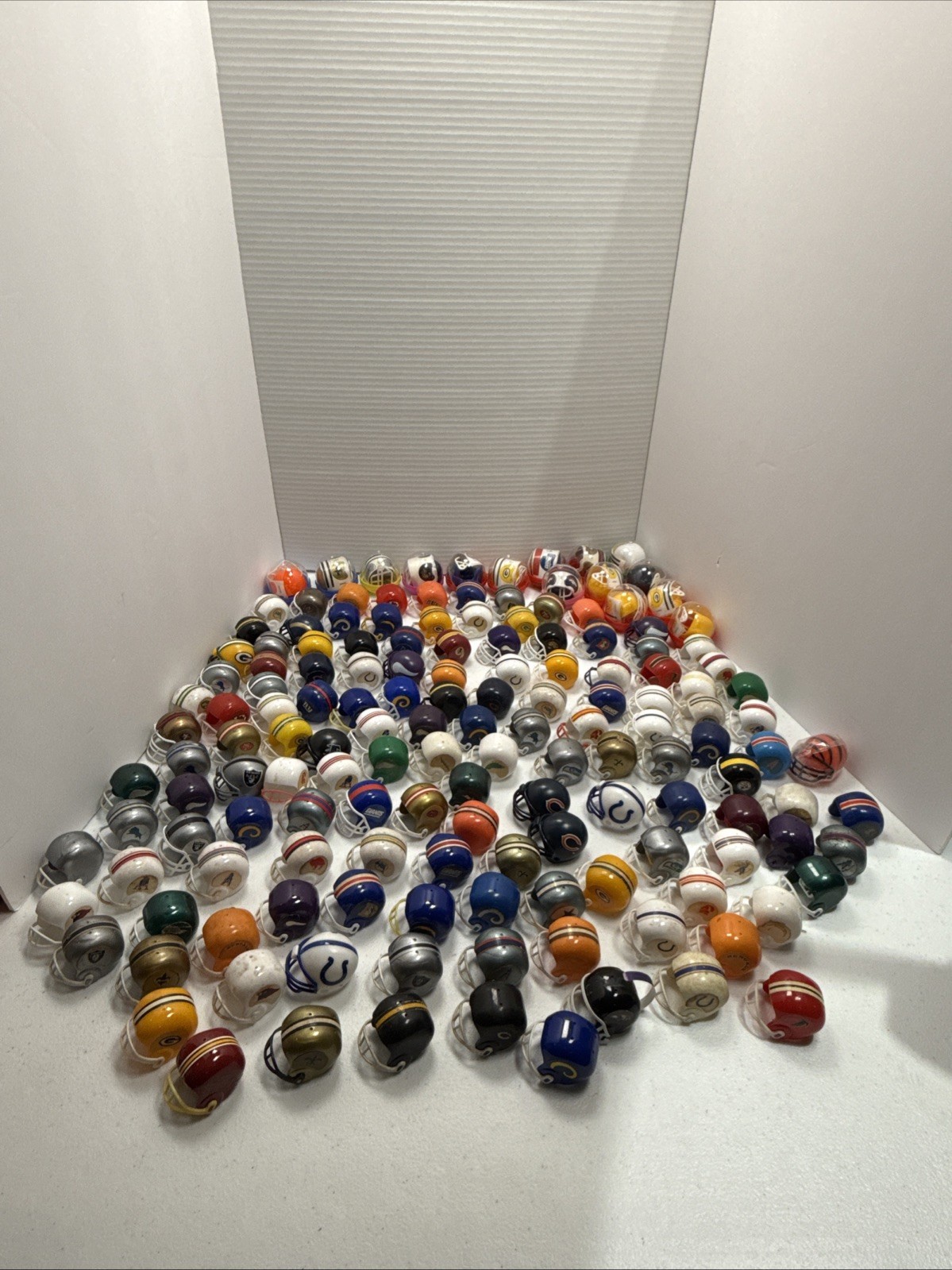 Vintage Huge Lot Of 1970s 1980s 1990s 2000s NFL Mini Gumball Football Helmets Vintage Huge Lot Of 1970s 1980s 1990s 2000s NFL Mini Gumball Football Helmets