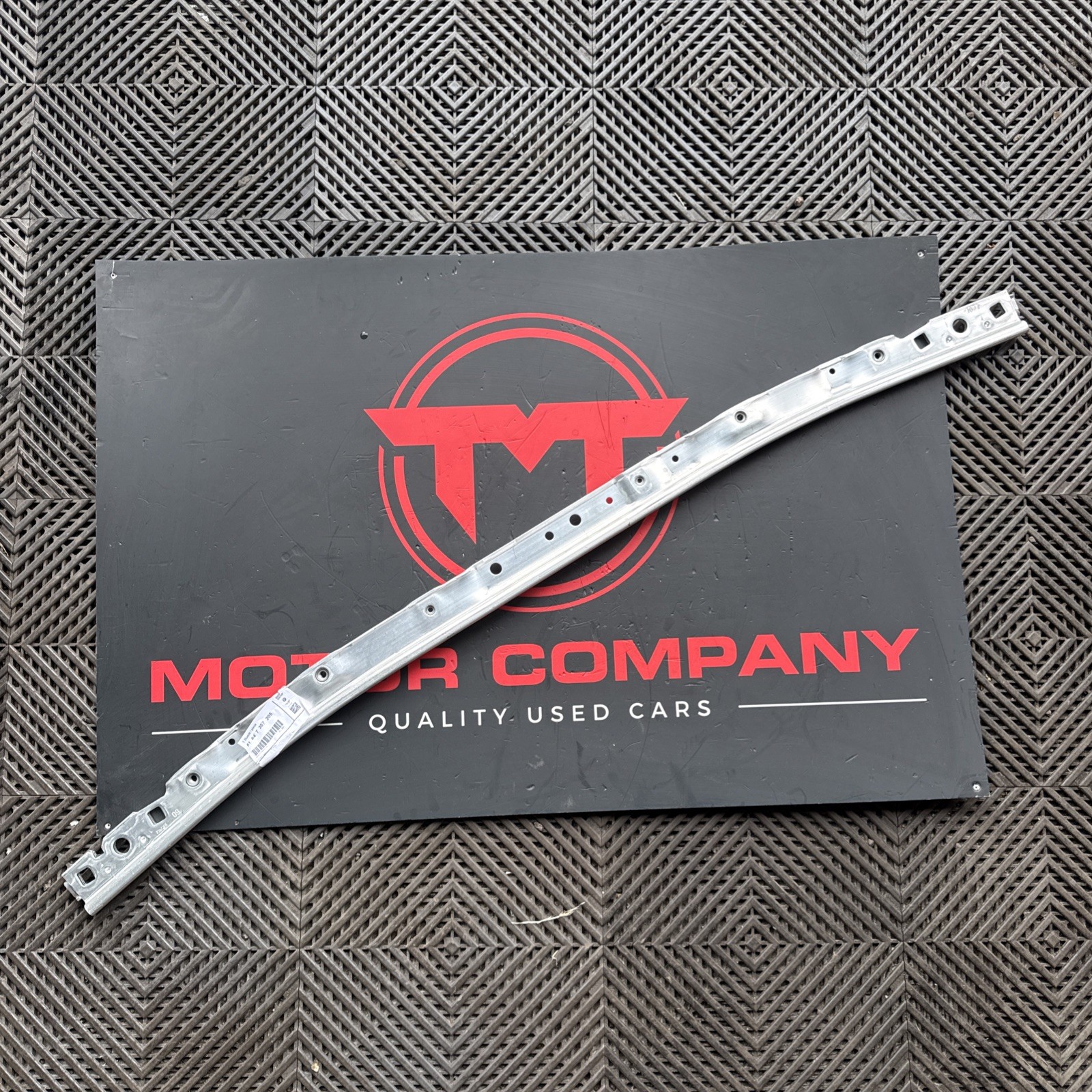 BMW 5-Series G30 G31 2017-2024 Upper Radiator Support Bracket Mount 51647357205